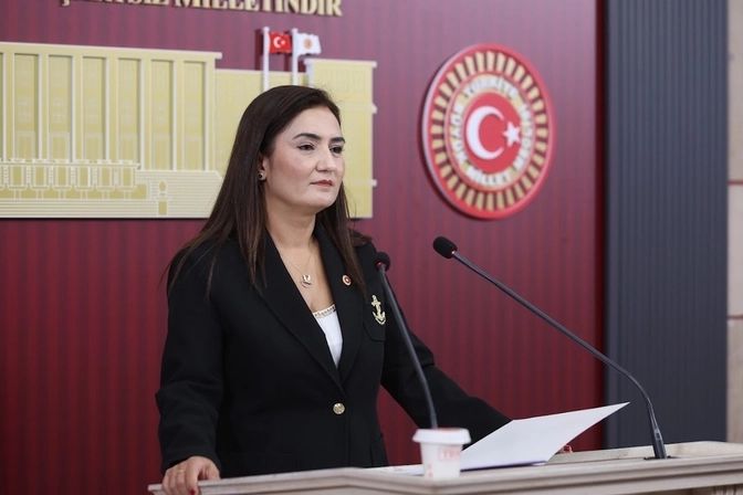 SİYASET