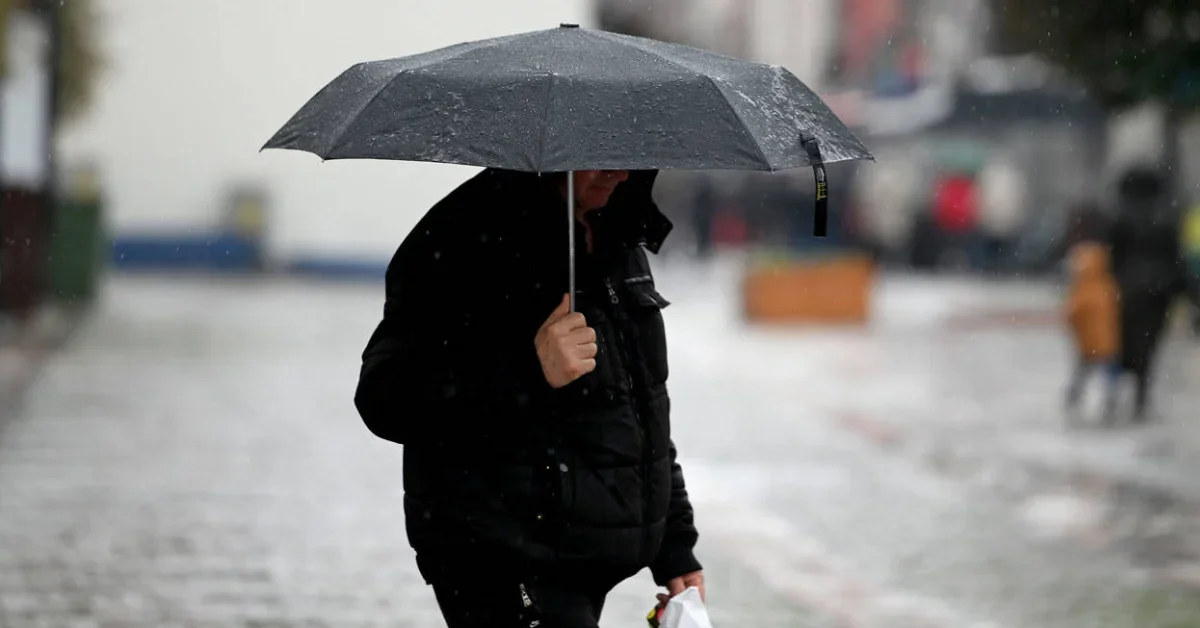 Hava sıcaklıkları düşüyor: Bazı bölgelerde kuvvetli yağış bekleniyor