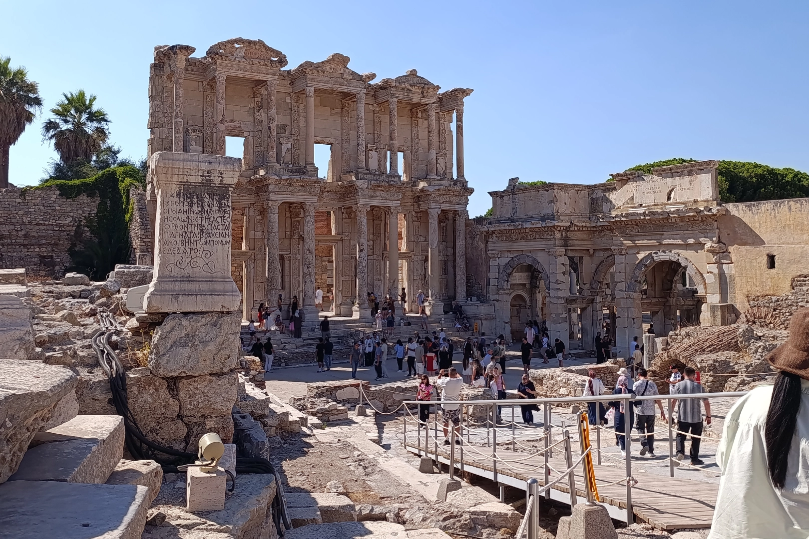 YAŞAM