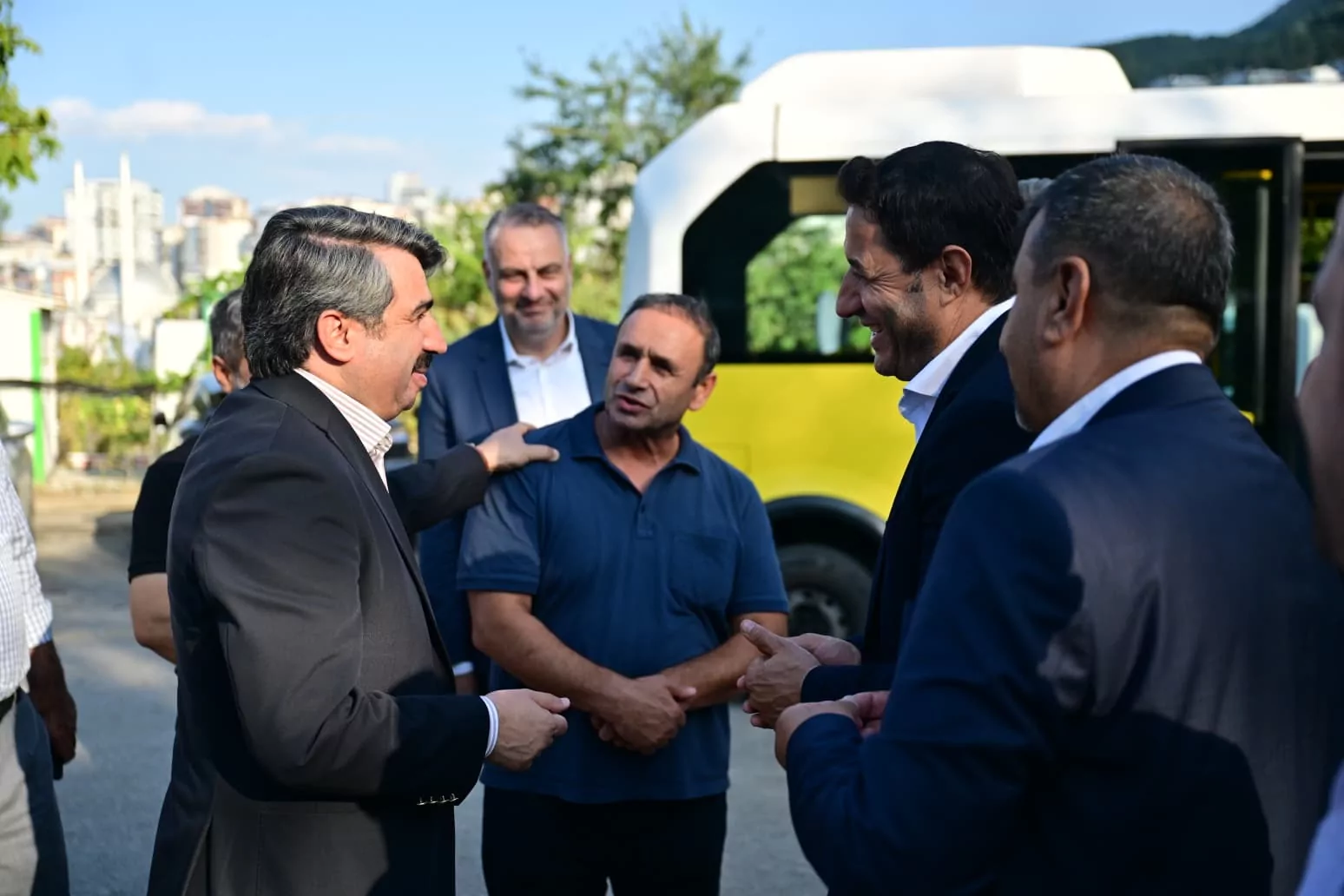 Bursa Yıldırım'da Başkan Yılmaz'dan esnafa ziyaret