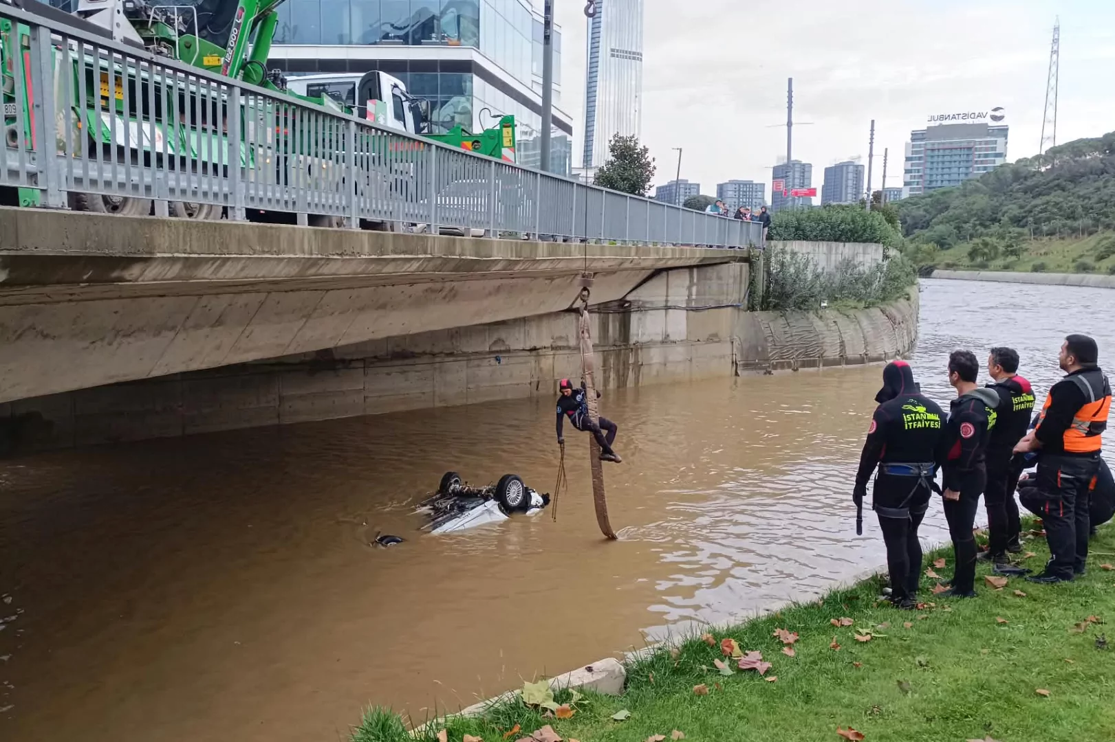 İstanbul'u sel mi vurdu, betonlaşma mı?