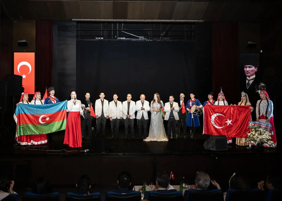Kars'ta Türkiye-Azerbaycan Sanat Haftası: 'Yaşasın Kardeşliğimiz!'