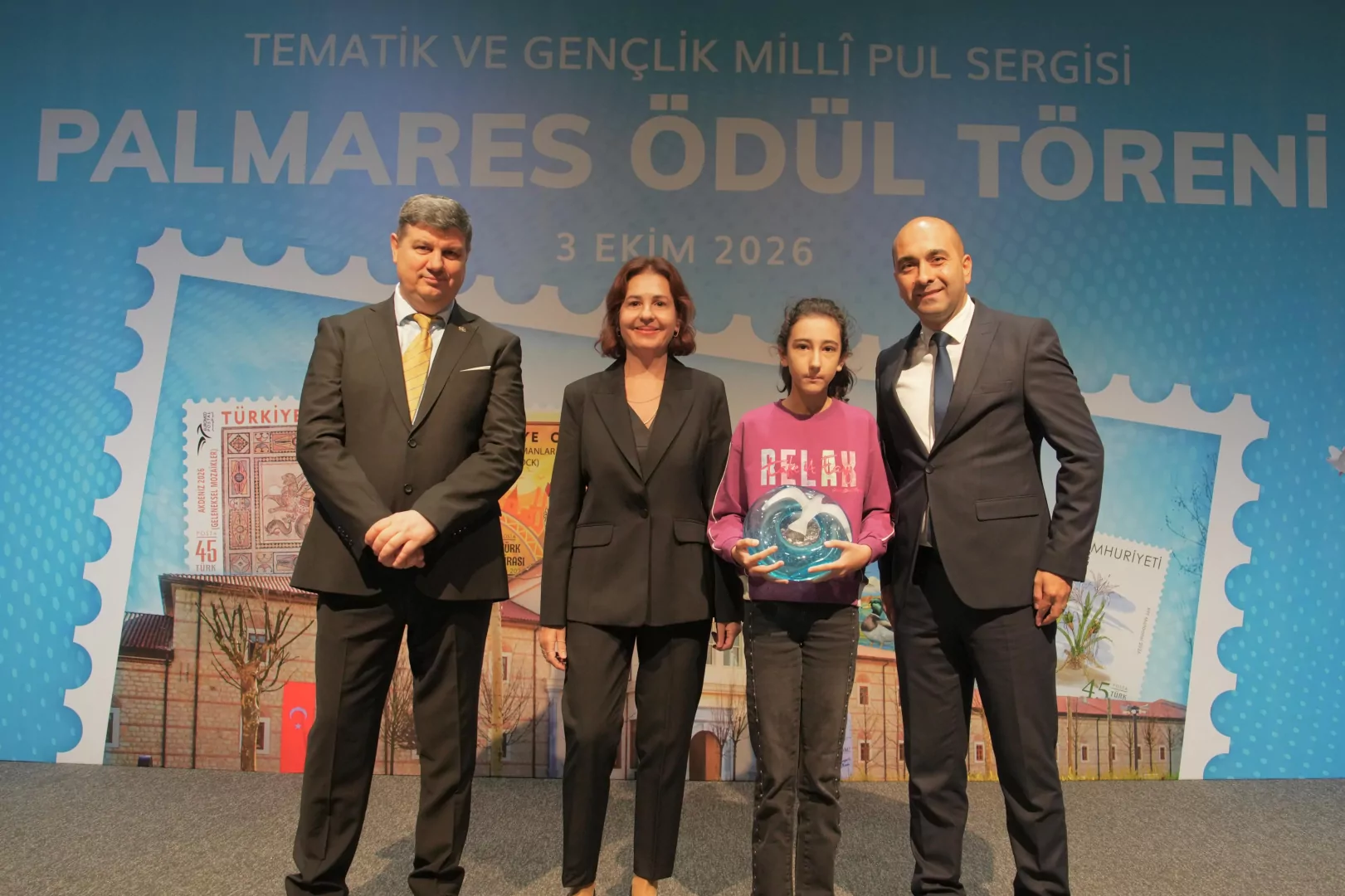 Rami Kütüphanesi'nde filateli buluşması